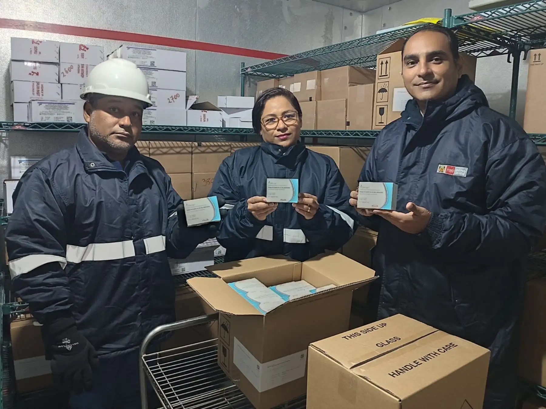 Brigadas sanitarias realizan control larvario en Vía Central, Nuevo Chimbote