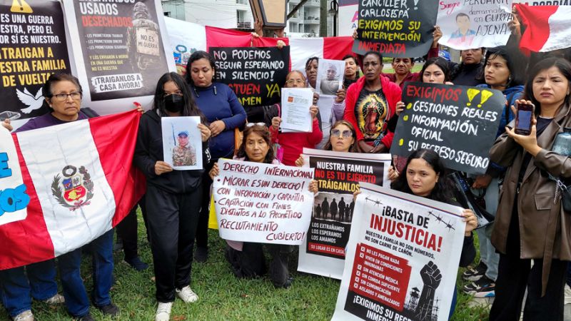 Manifestación de familiares de peruanos desaparecidos exigiendo respuestas al gobierno
